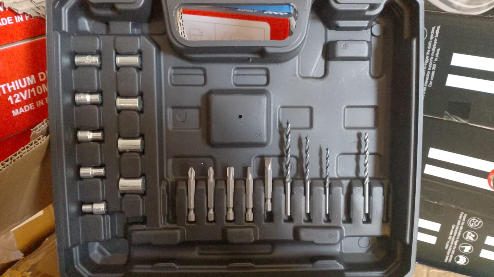 • دريل يابانى 48 فولت 28 قطعة ببطاريتين - الصورة 3