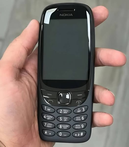 • هاتف نوكيا 6310 بشريحتين - الصورة 4